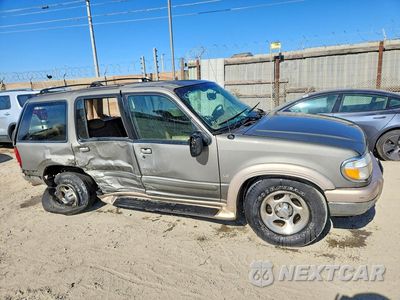 Czwarte zdjęcie samochodu z boku: 2000 FORD EXPLORER EDDIE BAUER VIN:1FMZU64P2YZC60618 - miniatura