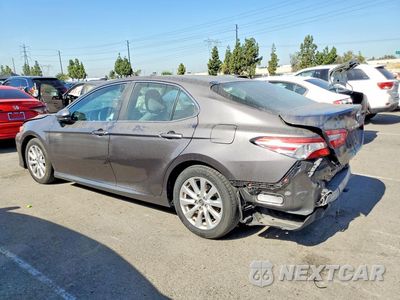 Drugie zdjęcie samochodu z przodu: 2018 TOYOTA CAMRY LE VIN:4T1B11HK4JU009792 - miniatura