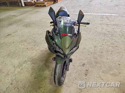 Drugie zdjęcie samochodu z przodu: 2024 KAWASAKI EX6 VIN:ML5EXEP14RDAC4460 - miniatura