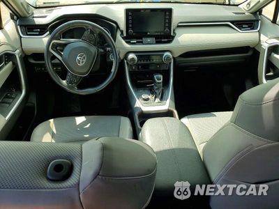 Zdjęcie 8 z 14 samochodu: 2021 TOYOTA RAV4 LIMITED VIN:JTMD6RFV2MD017887 - miniatura