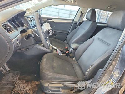 Zdjęcie 7 z 12 samochodu: 2015 VOLKSWAGEN JETTA SE VIN:3VWD17AJ7FM270926 - miniatura