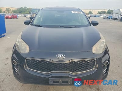 Piąte zdjęcie samochodu w środku: 2017 KIA SPORTAGE LX VIN:KNDPMCAC0H7119666 - miniatura