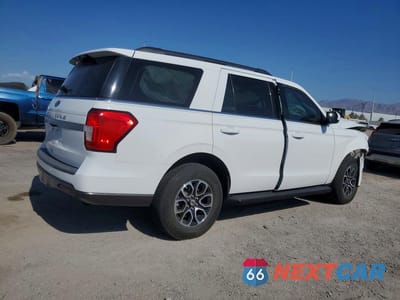Trzecie zdjęcie samochodu z tyłu: 2023 FORD EXPEDITION XLT VIN:1FMJU1H85PEA31648 - miniatura