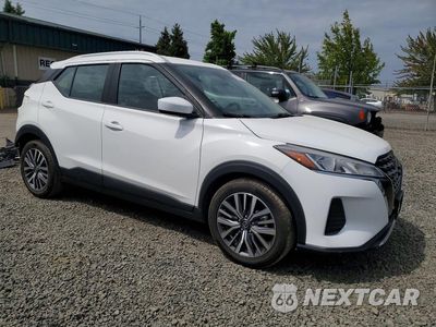 Czwarte zdjęcie samochodu z boku: 2021 NISSAN KICKS SV VIN:3N1CP5CV7ML535786 - miniatura