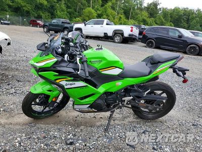 Trzecie zdjęcie samochodu z tyłu: 2025 KAWASAKI EX500 H VIN:ML5EXGH10SDA50428 - miniatura