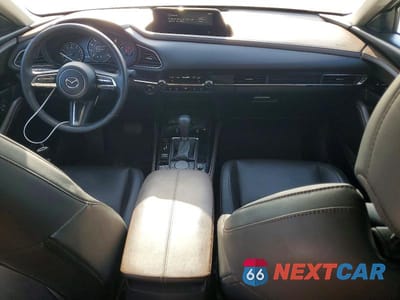 Zdjęcie 8 z 14 samochodu: 2023 MAZDA CX-30 PREMIUM VIN:3MVDMBDY3PM505070 - miniatura