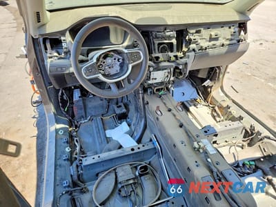 Zdjęcie 8 z 13 samochodu: 2026 VOLVO XC90 PLUS VIN:YV4H60PE9T1476147 - miniatura