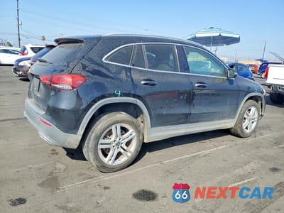 Trzecie zdjęcie samochodu z tyłu: 2021 MERCEDES-BENZ GLA 250 VIN:W1N4N4GB2MJ150959 - miniatura