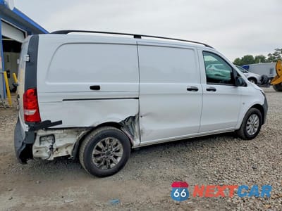 Trzecie zdjęcie samochodu z tyłu: 2022 MERCEDES-BENZ METRIS VIN:W1YV0BEY4N4155632 - miniatura