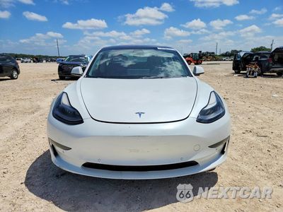 Piąte zdjęcie samochodu w środku: 2022 TESLA MODEL 3 VIN:5YJ3E1EB3NF289639 - miniatura