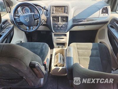 Zdjęcie 8 z 12 samochodu: 2015 DODGE GRAND CARAVAN SE VIN:2C4RDGBG7FR687751 - miniatura