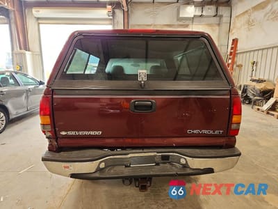 Zdjęcie 6 z 12 samochodu: 2001 CHEVROLET SILVERADO K1500 VIN:1GCEK14T81Z332937 - miniatura