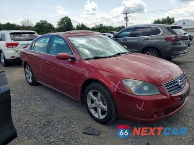 Czwarte zdjęcie samochodu z boku: 2005 NISSAN ALTIMA 3.5 SE VIN:1N4BL11D25C331763 - miniatura