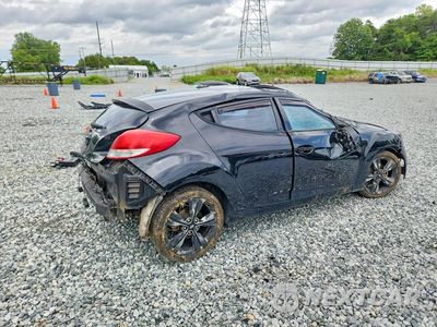 Trzecie zdjęcie samochodu z tyłu: 2017 HYUNDAI VELOSTER VALUE EDITION VIN:KMHTC6AD5HU322609 - miniatura