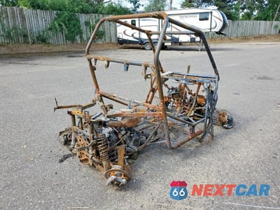 Czwarte zdjęcie samochodu z boku: 2017 POLARIS RZR UTILITY VEHICLE VIN:4XAVAE870HB682905 - miniatura