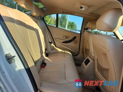 Zdjęcie 10 z 12 samochodu: 2013 BMW 328 XI VIN:WBA3B3C54DF533016 - miniatura