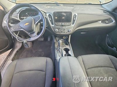 Zdjęcie 8 z 12 samochodu: 2016 CHEVROLET MALIBU LT VIN:1G1ZE5ST7GF287785 - miniatura