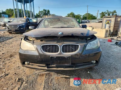 Piąte zdjęcie samochodu w środku: 2006 BMW 525 XI VIN:WBANF33516CS37792 - miniatura