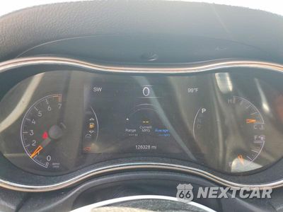 Zdjęcie 9 z 13 samochodu: 2017 JEEP GRAND CHEROKEE LAREDO VIN:1C4RJEAG2HC923443 - miniatura