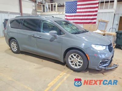 Czwarte zdjęcie samochodu z boku: 2022 CHRYSLER PACIFICA TOURING L VIN:2C4RC1BG3NR125747 - miniatura