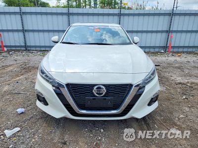 Piąte zdjęcie samochodu w środku: 2019 NISSAN ALTIMA SV VIN:1N4BL4DV9KC139127 - miniatura