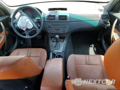 Zdjęcie 8 z 13 samochodu: 2004 BMW X3 3.0I VIN:WBXPA93444WA65635 - miniatura