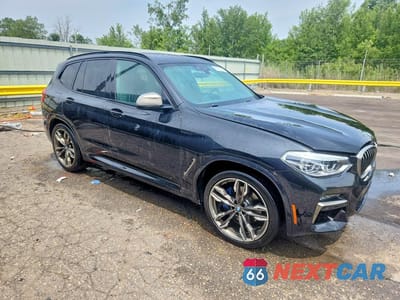 Czwarte zdjęcie samochodu z boku: 2021 BMW X3 XDRIVEM40I VIN:5UXTY9C01M9E65718 - miniatura