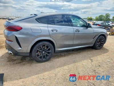 Trzecie zdjęcie samochodu z tyłu: 2025 BMW X6 XDRIVE40I VIN:5UX33EX00S9W23381 - miniatura