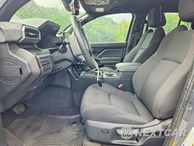 Zdjęcie 7 z 13 samochodu: 2026 TOYOTA 4RUNNER SR5 VIN:JTEVA5BR3T5077363 - miniatura