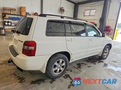 Trzecie zdjęcie samochodu z tyłu: 2004 TOYOTA HIGHLANDER BASE VIN:JTEEP21A940037344 - miniatura