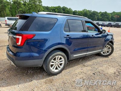Trzecie zdjęcie samochodu z tyłu: 2017 FORD EXPLORER XLT VIN:1FM5K7D83HGC59671 - miniatura