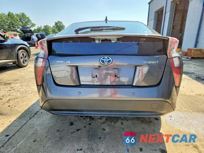 Zdjęcie 6 z 12 samochodu: 2018 TOYOTA PRIUS FOUR VIN:JTDKARFU6J3056044 - miniatura