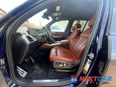Zdjęcie 8 z 14 samochodu: 2024 BMW X5 M60I VIN:5UX33EU03R9T09335 - miniatura