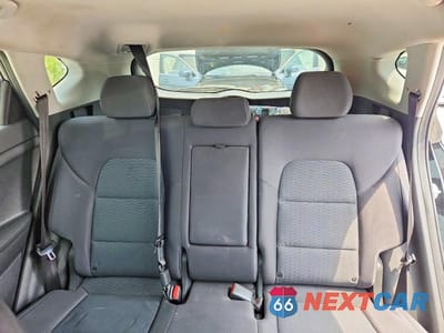 Zdjęcie 10 z 13 samochodu: 2019 HYUNDAI TUCSON SE VIN:KM8J23A45KU882582 - miniatura