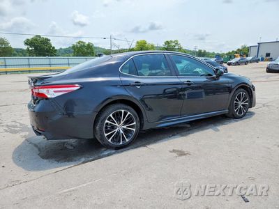 Trzecie zdjęcie samochodu z tyłu: 2020 TOYOTA CAMRY SE VIN:4T1G11AK7LU370985 - miniatura