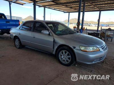 Czwarte zdjęcie samochodu z boku: 2002 HONDA ACCORD SE VIN:JHMCG56702C033624 - miniatura