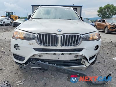 Piąte zdjęcie samochodu w środku: 2015 BMW X3 XDRIVE28I VIN:5UXWX9C55F0D53295 - miniatura