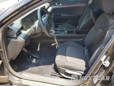 Zdjęcie 7 z 12 samochodu: 2025 KIA K5 LXS VIN:KNAG24J71S5391674 - miniatura