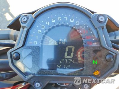 Zdjęcie 7 z 9 samochodu: 2018 KAWASAKI ZR900 VIN:JKAZR2B11JA006958 - miniatura