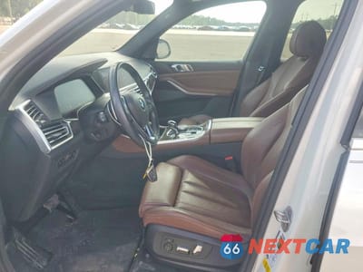 Zdjęcie 7 z 12 samochodu: 2020 BMW X5 SDRIVE 40I VIN:5UXCR4C05L9B94516 - miniatura