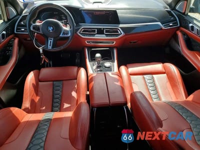 Zdjęcie 8 z 14 samochodu: 2021 BMW X5 M VIN:5YMJU0C04M9F62337 - miniatura