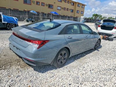 Trzecie zdjęcie samochodu z tyłu: 2022 HYUNDAI ELANTRA SEL VIN:KMHLS4AG6NU323930 - miniatura
