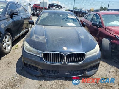 Piąte zdjęcie samochodu w środku: 2016 BMW 750I XDRIVE MSPORT VIN:WBA7F2C55GG420836 - miniatura