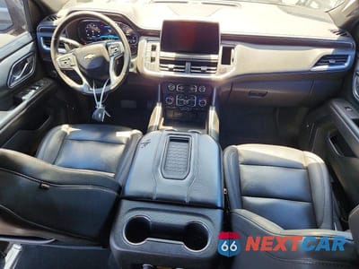 Zdjęcie 8 z 13 samochodu: 2023 CHEVROLET SUBURBAN C1500 LT VIN:1GNSCCKDXPR101576 - miniatura