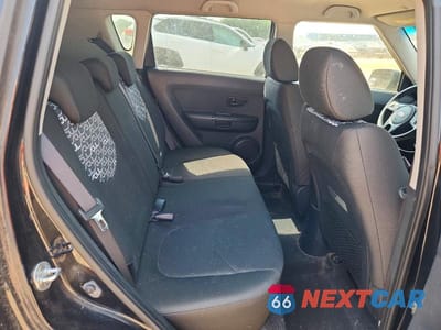 Zdjęcie 11 z 13 samochodu: 2010 KIA SOUL + VIN:KNDJT2A21A7075290 - miniatura