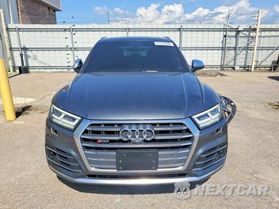 Piąte zdjęcie samochodu w środku: 2018 AUDI SQ5 PRESTIGE VIN:WA1C4AFY4J2245176 - miniatura