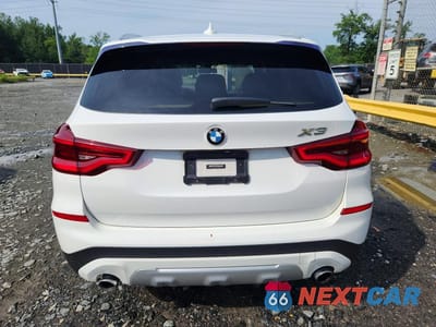 Zdjęcie 6 z 13 samochodu: 2018 BMW X3 XDRIVE30I VIN:5UXTR9C5XJLC79831 - miniatura
