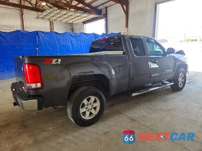 Trzecie zdjęcie samochodu z tyłu: 2011 GMC SIERRA K1500 SLE VIN:1GTR2VE31BZ282116 - miniatura