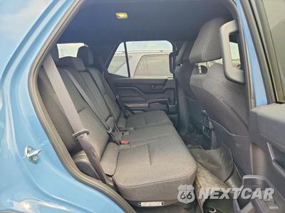 Zdjęcie 10 z 13 samochodu: 2026 TOYOTA 4RUNNER SR5 VIN:JTEVA5BR7T5089340 - miniatura