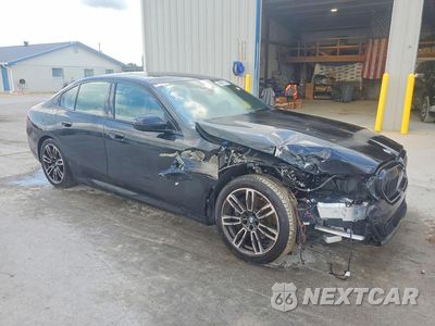 Czwarte zdjęcie samochodu z boku: 2025 BMW 530 XI VIN:WBA53FJ08SCU20831 - miniatura